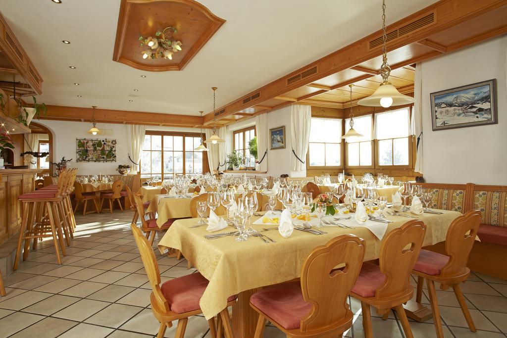 Hotel Garni Oberdorfer Stuben Obermaiselstein Buitenkant foto