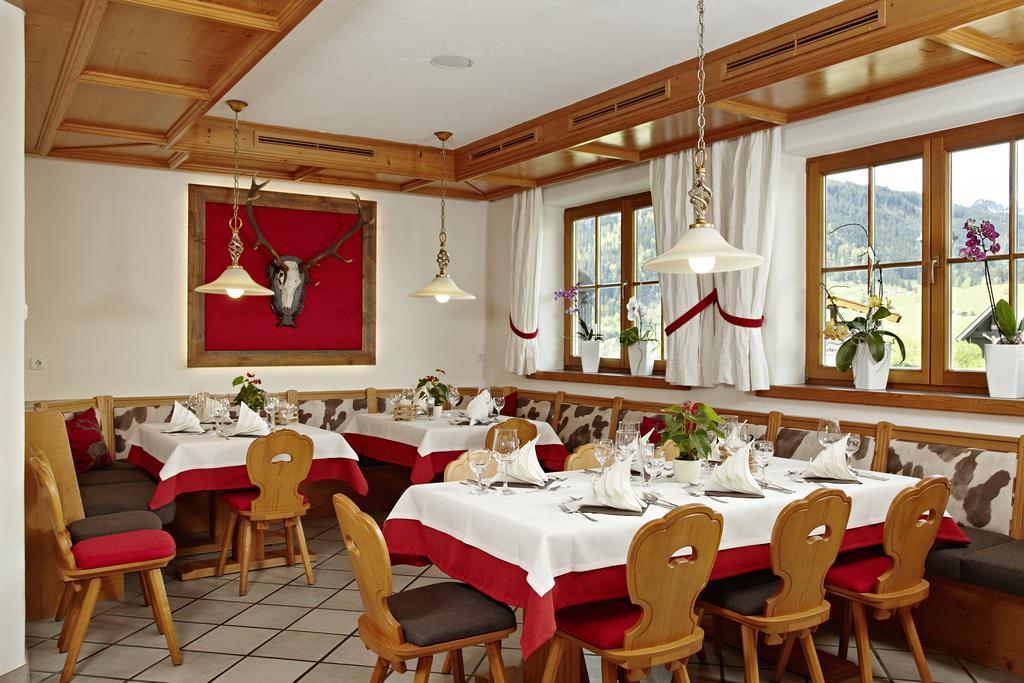 Hotel Garni Oberdorfer Stuben Obermaiselstein Buitenkant foto