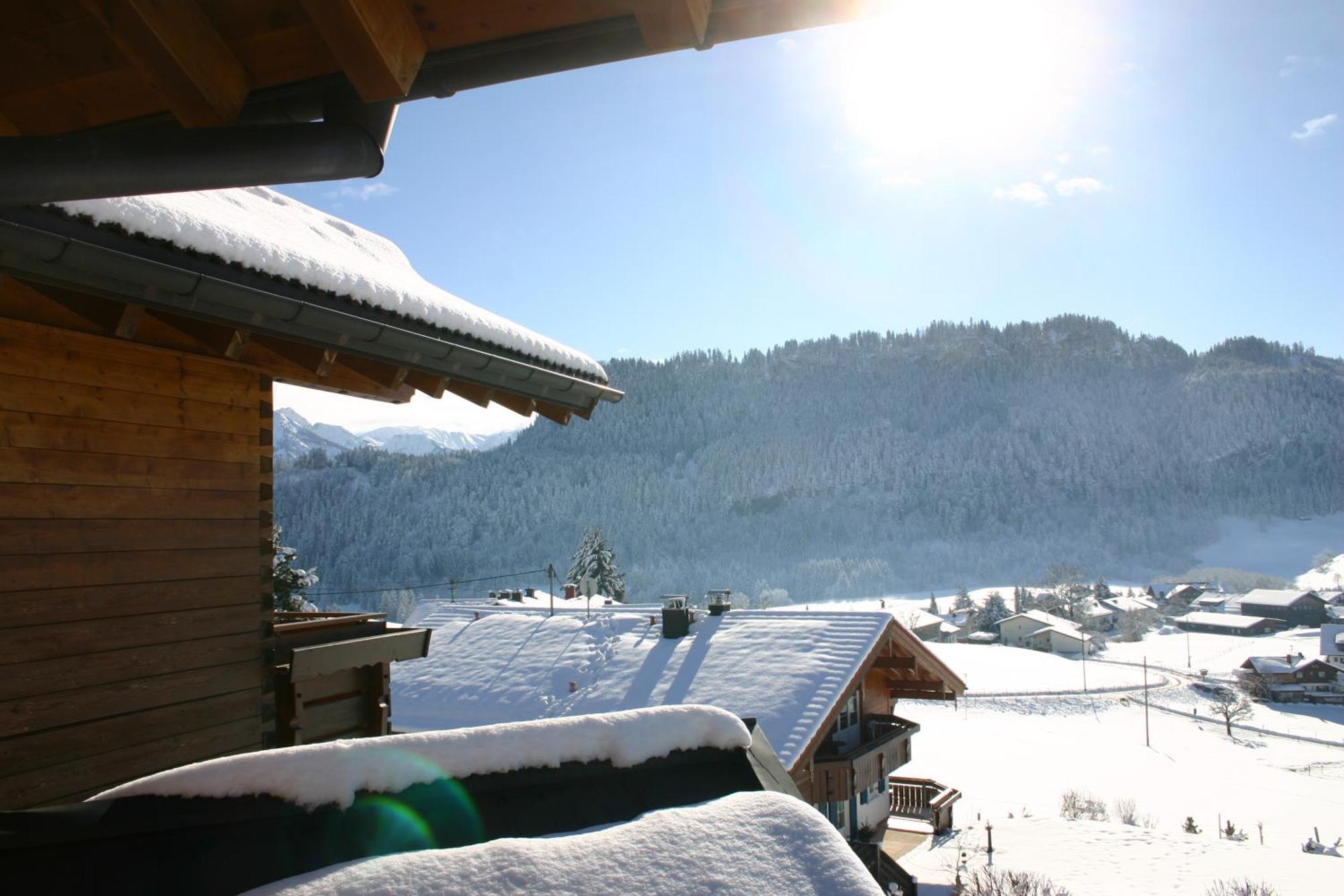 Hotel Garni Oberdorfer Stuben Obermaiselstein Buitenkant foto