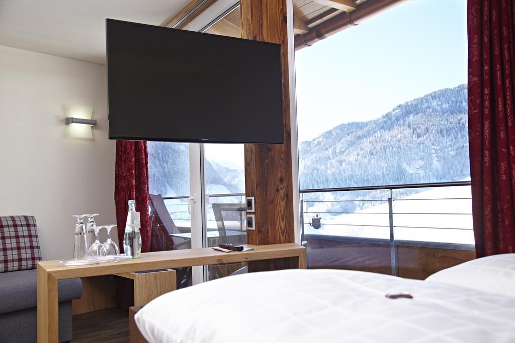 Hotel Garni Oberdorfer Stuben Obermaiselstein Buitenkant foto