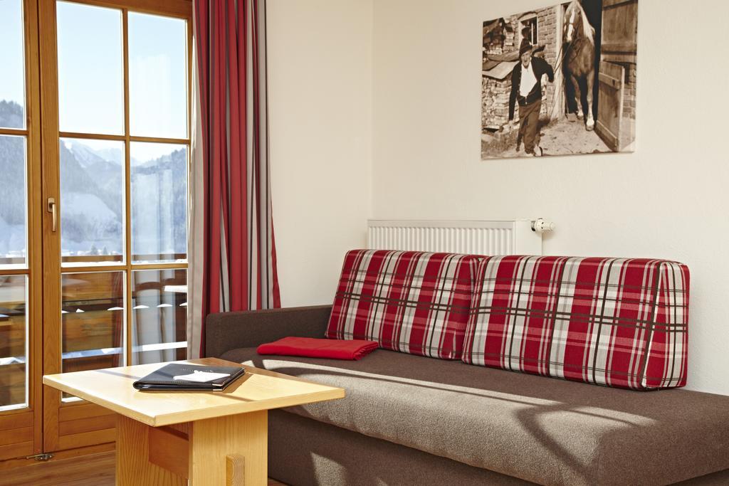Hotel Garni Oberdorfer Stuben Obermaiselstein Buitenkant foto
