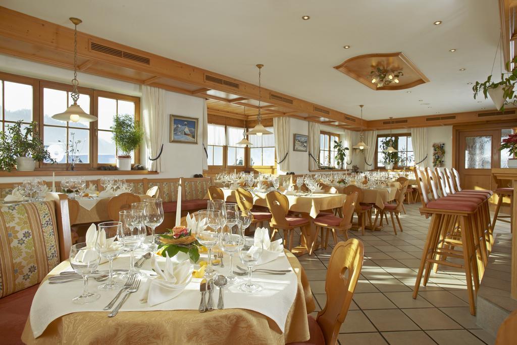 Hotel Garni Oberdorfer Stuben Obermaiselstein Buitenkant foto